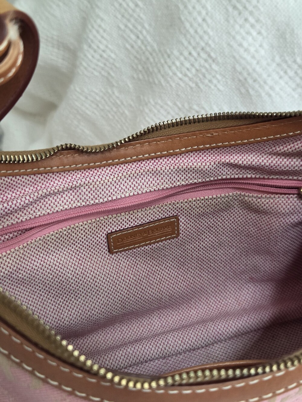 Dooney & Bourke Light pink signature Canvas shoulder bag - Picture 13 of 15